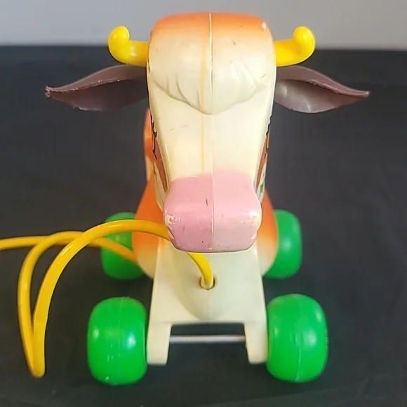 Vintage 1972 FISHER-Price #132 Molly Moo Cow - Picture 7 of 11